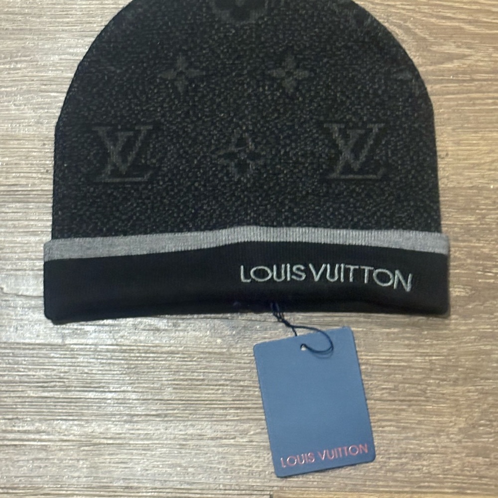 Louis Vuitton Monogram Black and Gray Hat